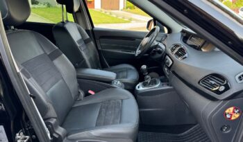 RENAULT Grand Scenic  | FWD (przód) | Manualna | 130 KM | Czarny full