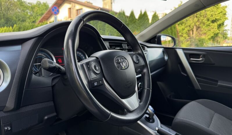 TOYOTA Auris  | FWD (przód) | Automatyczna | 99 KM | Biały full