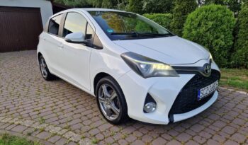 TOYOTA Yaris  | FWD (przód) | Manualna | 99 KM | Biały full