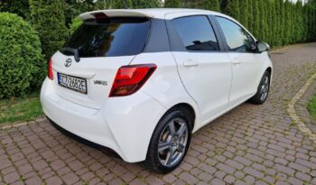 TOYOTA Yaris  | FWD (przód) | Manualna | 99 KM | Biały full