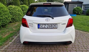 TOYOTA Yaris  | FWD (przód) | Manualna | 99 KM | Biały full