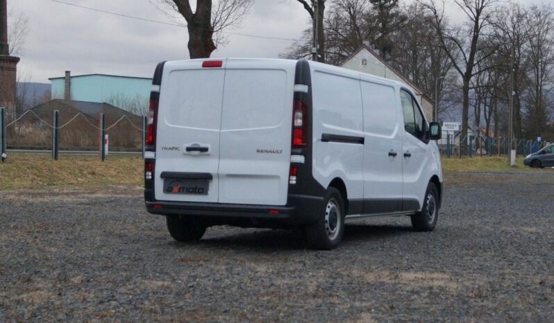 RENAULT Trafic  |  | Manualna | 120 KM | Biały full