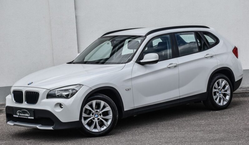 BMW X1  | 4×4 (doł. automatycznie) | Manualna | 184 KM | Biały full