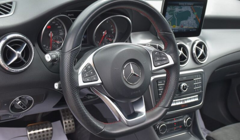 MERCEDES-BENZ CLA  | 4×4 (doł. automatycznie) | Automatyczna | 184 KM | Czerwony full