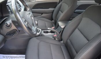 HYUNDAI Elantra | FWD (przód) | Manualna | 128 KM | Czarny full