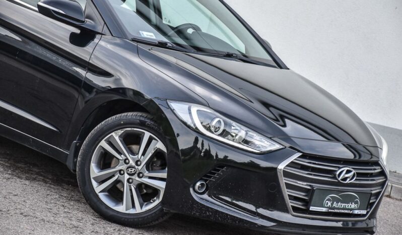 HYUNDAI Elantra | FWD (przód) | Manualna | 128 KM | Czarny full