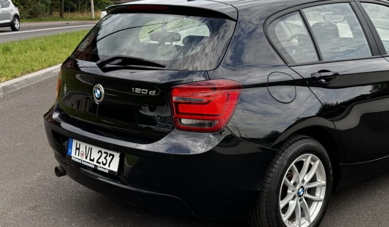 BMW Seria 1  | RWD (tył) | Manualna | 184 KM | Czarny full