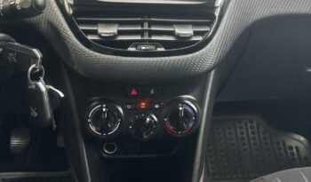 PEUGEOT 2008  | FWD (przód) | Manualna | 110 KM | Brązowy full