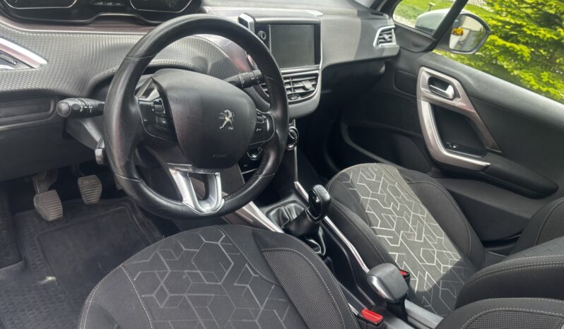 PEUGEOT 2008  | FWD (przód) | Manualna | 92 KM | Biały full