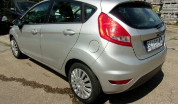 FORD Fiesta  | FWD (przód) | Manualna | 82|82 KM | Srebrny full