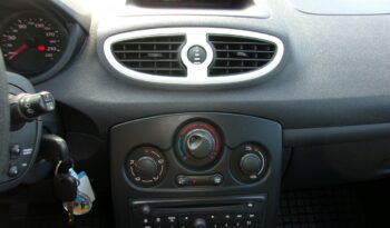 RENAULT Clio  | FWD (przód) | Manualna | 75 KM | bialy full