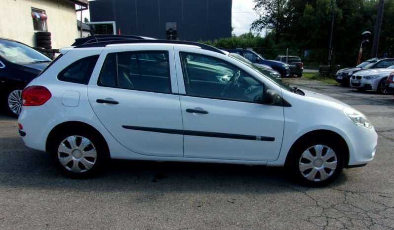 RENAULT Clio  | FWD (przód) | Manualna | 75 KM | bialy full