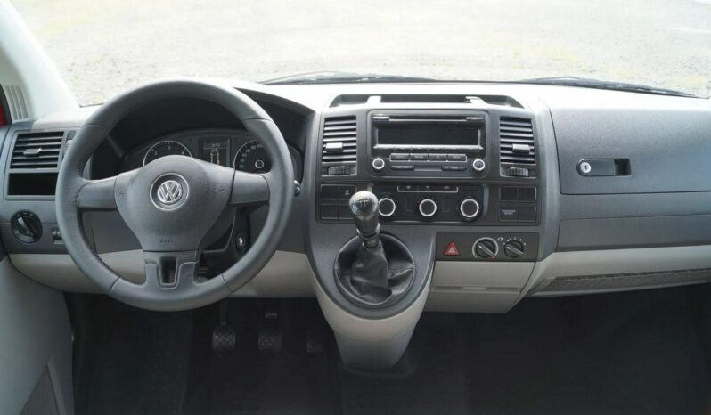 VOLKSWAGEN Transporter |  | Manualna | 102 KM | Bordowy full