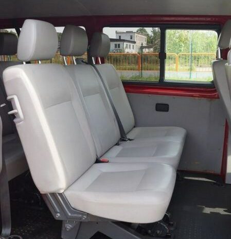 VOLKSWAGEN Transporter |  | Manualna | 102 KM | Bordowy full