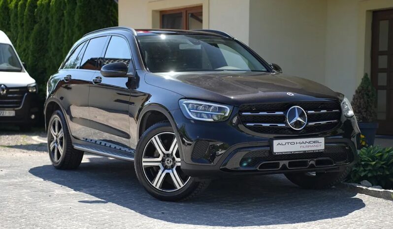 MERCEDES-BENZ GLC  | 4×4 (stały) | Automatyczna | 211 KM | Czarny full