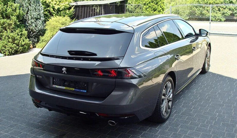 PEUGEOT   508     180 KM    Automatyczna    FWD (przód)    Szary full