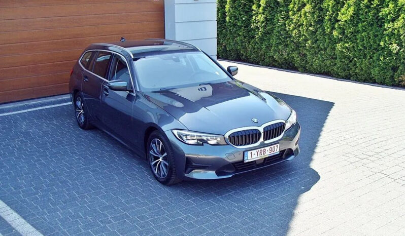 BMW   Seria 3    150 KM    Automatyczna    RWD (tył)    Szary full