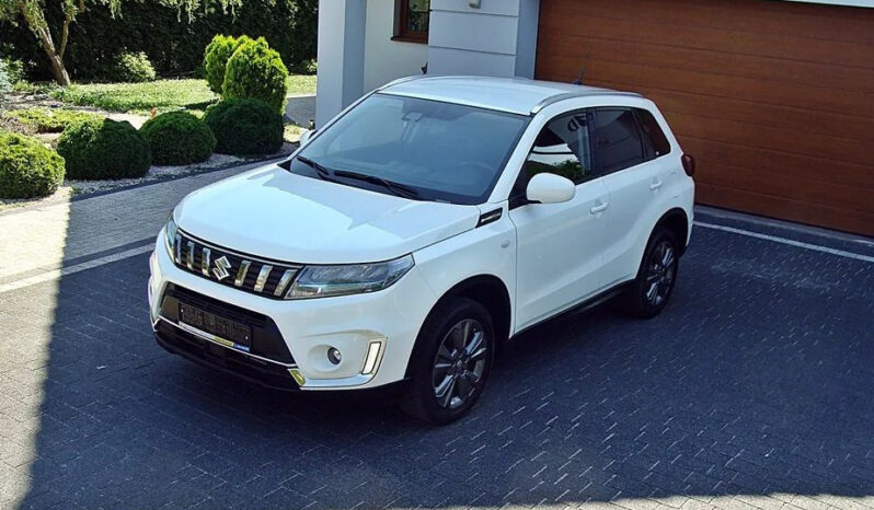 SUZUKI   Vitara     129 KM    Manualna    FWD (przód)    Biały full