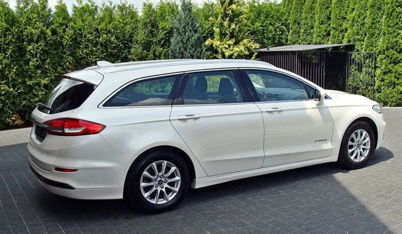 FORD   Mondeo     140 KM    Automatyczna    FWD (przód)    Biały full