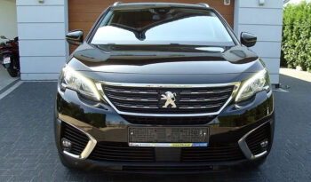 PEUGEOT   5008     120 KM    Automatyczna    FWD (przód)    Czarny full