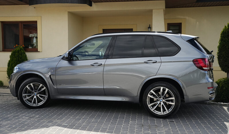 BMW X5  | 4×4 (stały) | Automatyczna | 231 KM | Szary full