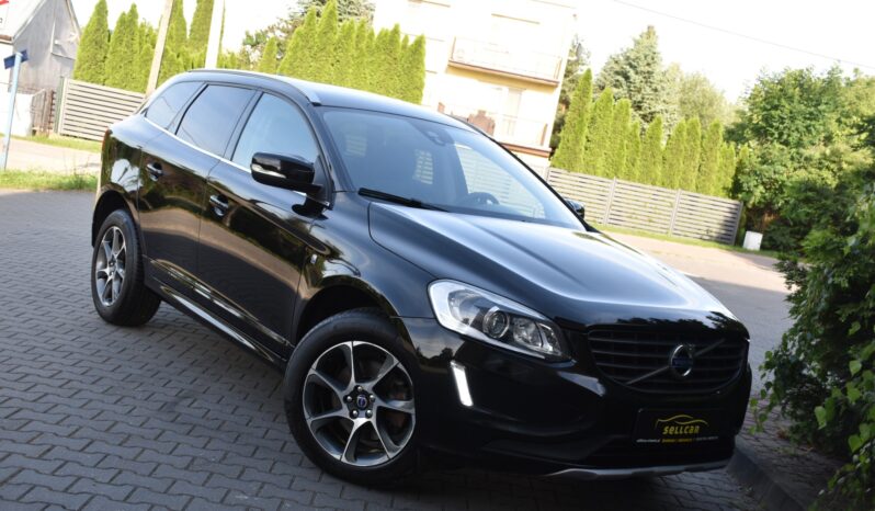 VOLVO XC60 | FWD (przód) | Automatyczna | 150 KM | Czarny full