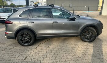 Porsche Cayenne | 4×4 (stały) | Automatyczna | 300 KM | Szary full