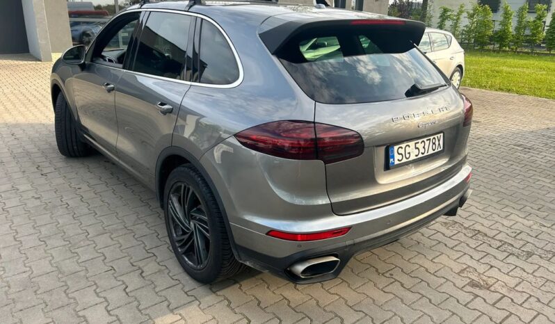 Porsche Cayenne | 4×4 (stały) | Automatyczna | 300 KM | Szary full