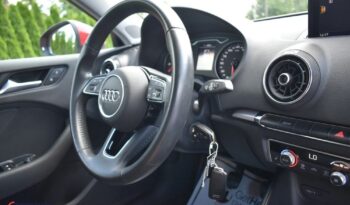 AUDI   A3     150 KM    Manualna    FWD (przód)    Czerwony full