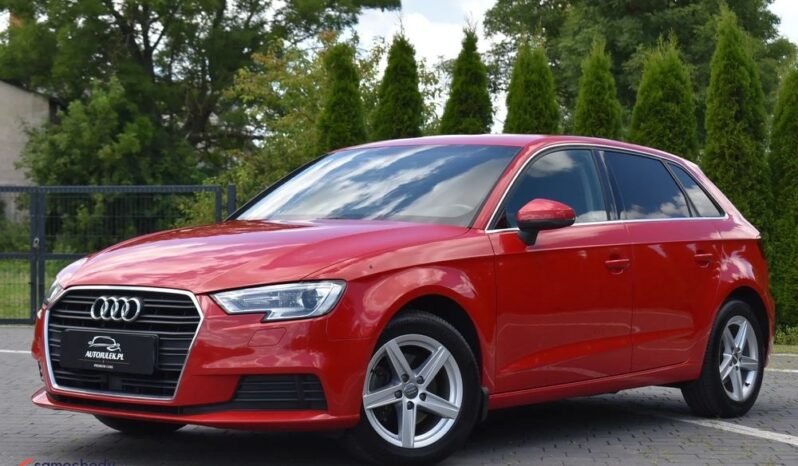 AUDI   A3     150 KM    Manualna    FWD (przód)    Czerwony full