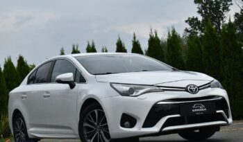 TOYOTA   Avensis     147 KM    Automatyczna    FWD (przód)    Biały full