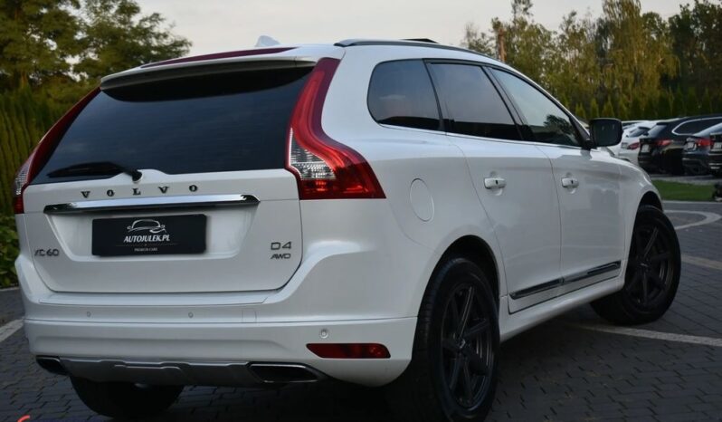 VOLVO   XC 60    163 KM    Manualna    4×4 (doł. automatycznie)    Biały full