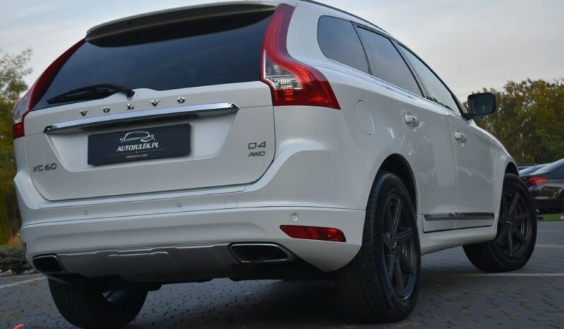 VOLVO   XC 60    163 KM    Manualna    4×4 (doł. automatycznie)    Biały full