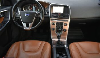 VOLVO   XC 60    163 KM    Manualna    4×4 (doł. automatycznie)    Biały full