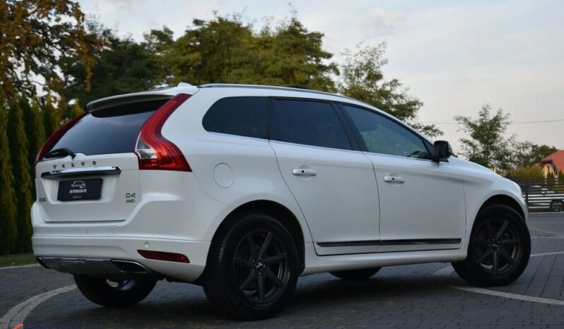 VOLVO   XC 60    163 KM    Manualna    4×4 (doł. automatycznie)    Biały full