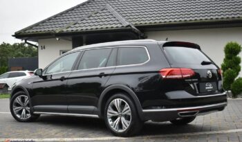 VOLKSWAGEN   Passat     220 KM    Automatyczna    4×4 (stały)    Czarny full