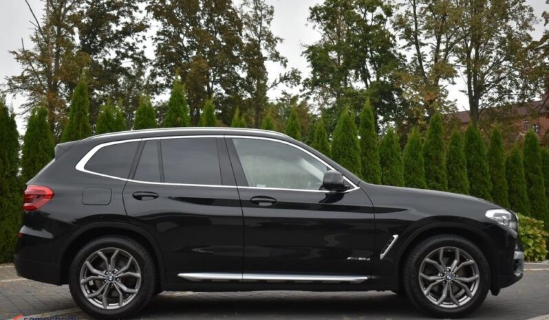 BMW   X3     190 KM    Automatyczna    4×4 (doł. automatycznie)    Czarny full