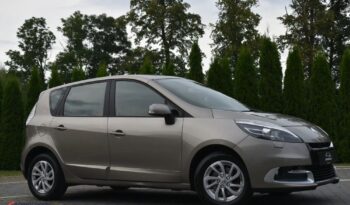 RENAULT   Scenic     110 KM    Manualna    FWD (przód)    Brązowy full