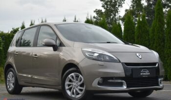 RENAULT   Scenic     110 KM    Manualna    FWD (przód)    Brązowy full