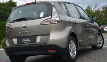 RENAULT   Scenic     110 KM    Manualna    FWD (przód)    Brązowy full