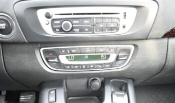 RENAULT   Scenic     110 KM    Manualna    FWD (przód)    Brązowy full