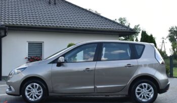 RENAULT   Scenic     110 KM    Manualna    FWD (przód)    Brązowy full