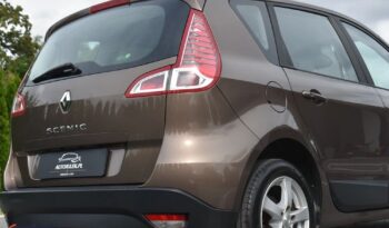 RENAULT   Scenic     110 KM    Manualna    FWD (przód)    Brązowy full