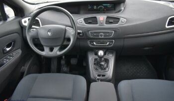 RENAULT   Scenic     110 KM    Manualna    FWD (przód)    Brązowy full