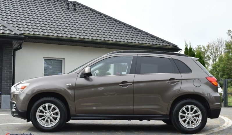 MITSUBISHI   ASX     117 KM    Manualna    FWD (przód)    Brązowy full