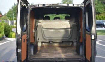 RENAULT   Trafic     120 KM    Manualna    FWD (przód)    Czarny full