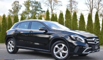 MERCEDES-BENZ   GLA     156 KM    Manualna    FWD (przód)    Czarny full