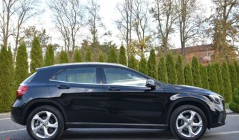 MERCEDES-BENZ   GLA     156 KM    Manualna    FWD (przód)    Czarny full