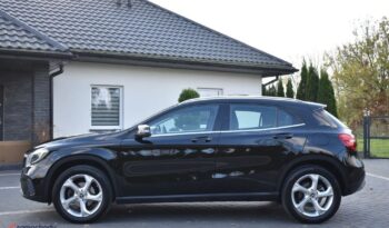 MERCEDES-BENZ   GLA     156 KM    Manualna    FWD (przód)    Czarny full