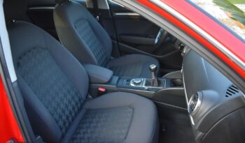 AUDI   A3     110 KM    Manualna    FWD (przód)    Czerwony full